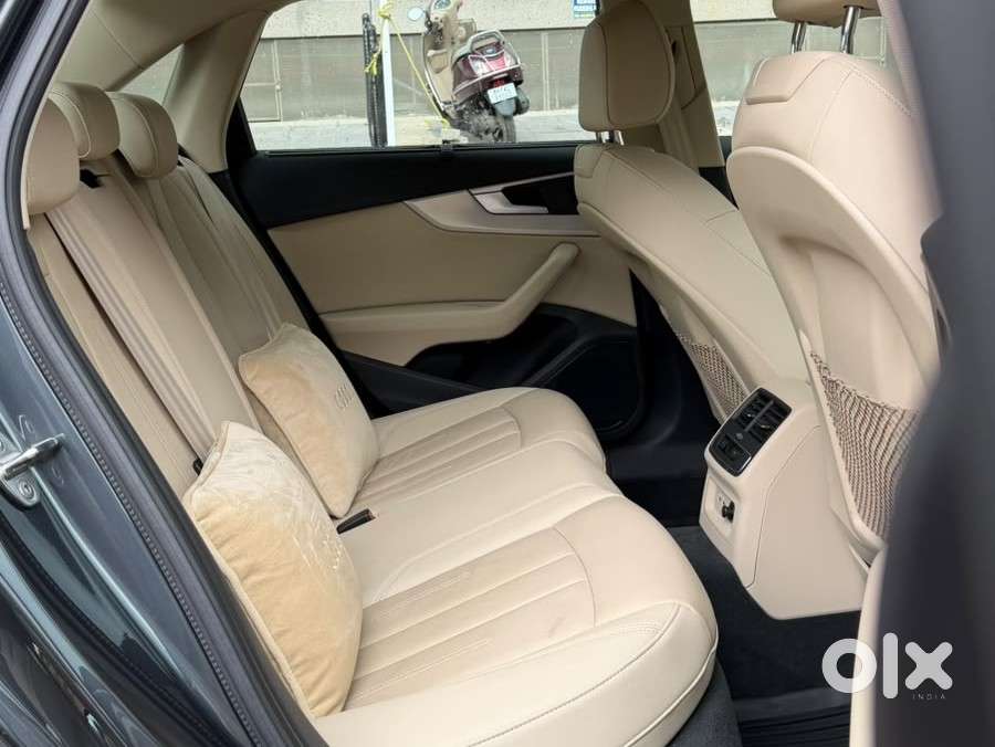 Audi A4 2.0 Premium Plus 40 Tfsi, 2024, Petrol