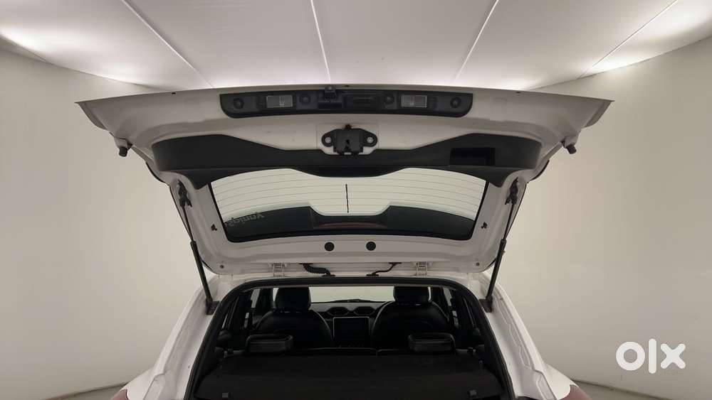 Nissan Magnite 1.0 Xv Premium Turbo, 2022, Petrol