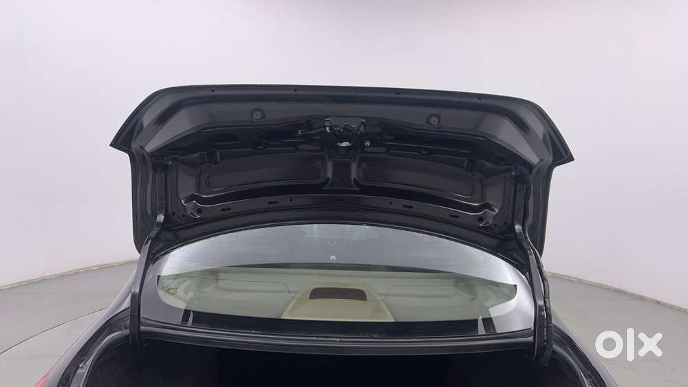 Nissan Sunny Xv, 2015, Diesel