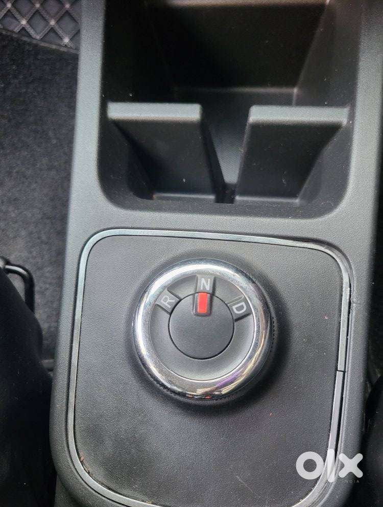 Renault Kwid 1.0 Rxt (o) Easy-r, 2024, Petrol