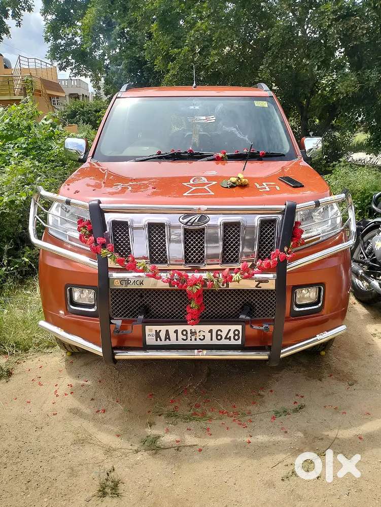 Mahindra Tuv 300 2016 Diesel 102000 Km Driven
