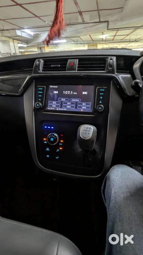 Mahindra Kuv 100 Mahindra-kuv-100-d75-k8, 2018, Diesel