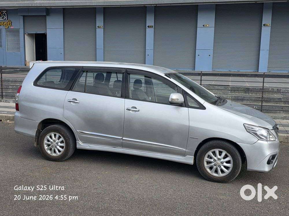 Toyota Innova 2.5 E Diesel Ps 7-seater, 2014