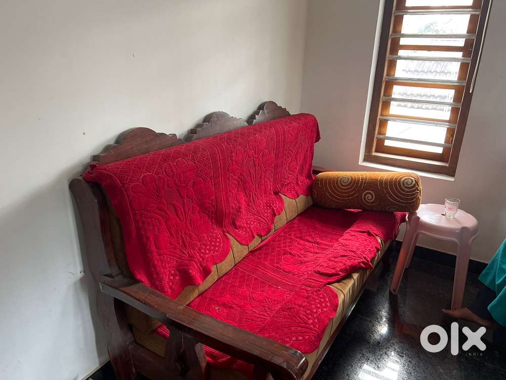 Brown colors sofa set wooden