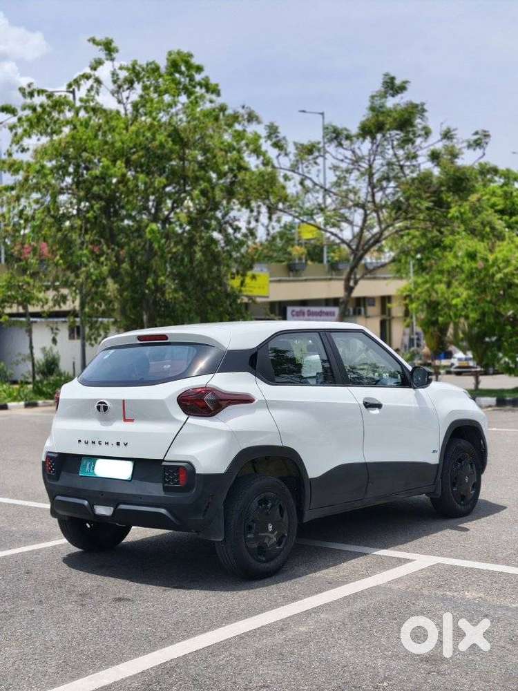 Tata Punch Ev Smart, 2025