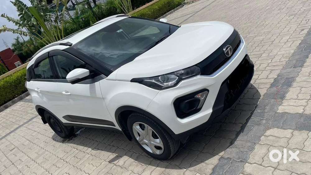 Tata Nexon Petrol Well Maintained