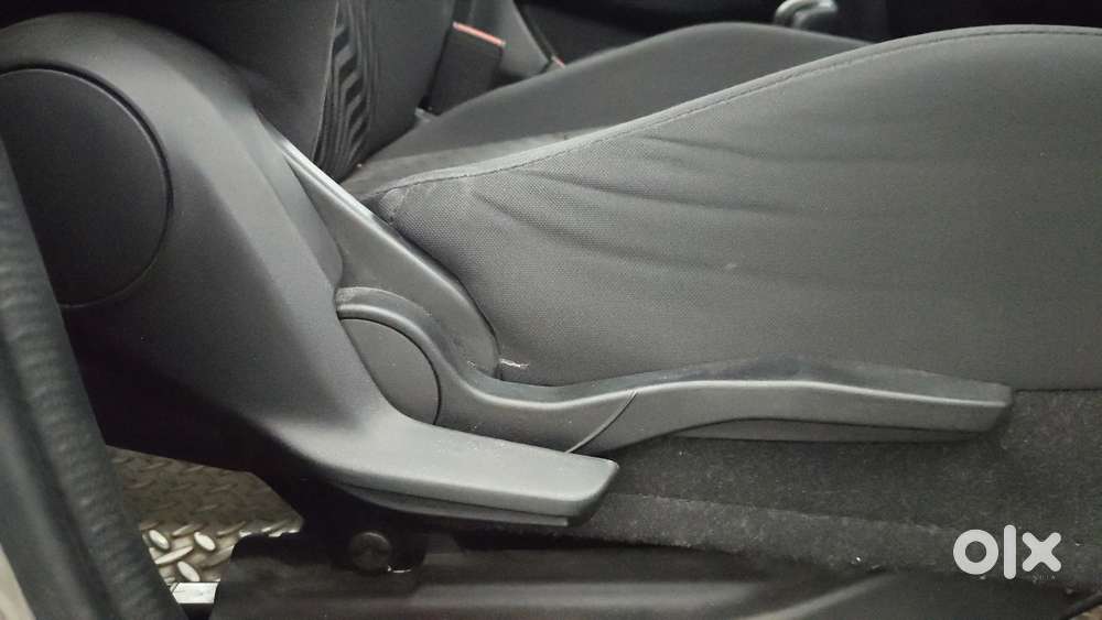 Maruti Suzuki Swift Amt Vxi, 2020, Petrol
