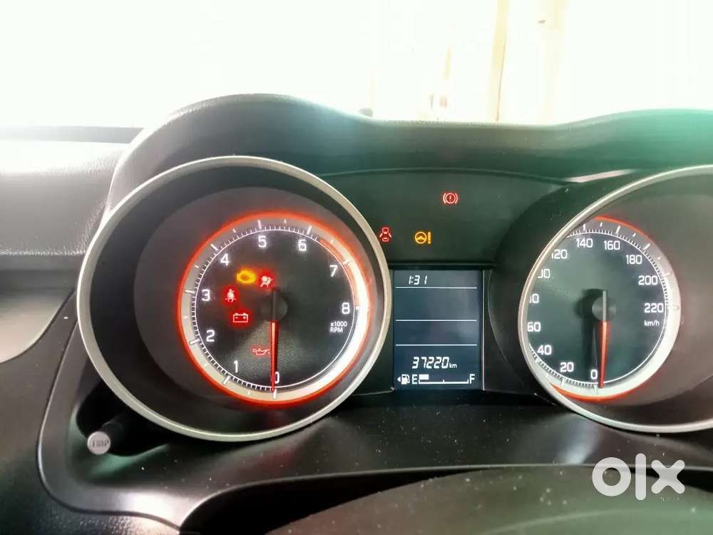 Maruti Suzuki Swift 2021 Vxi