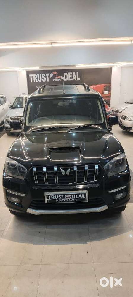 Mahindra Scorpio Classic 2.2 S 11 Mt 7 Str, 2022, Diesel