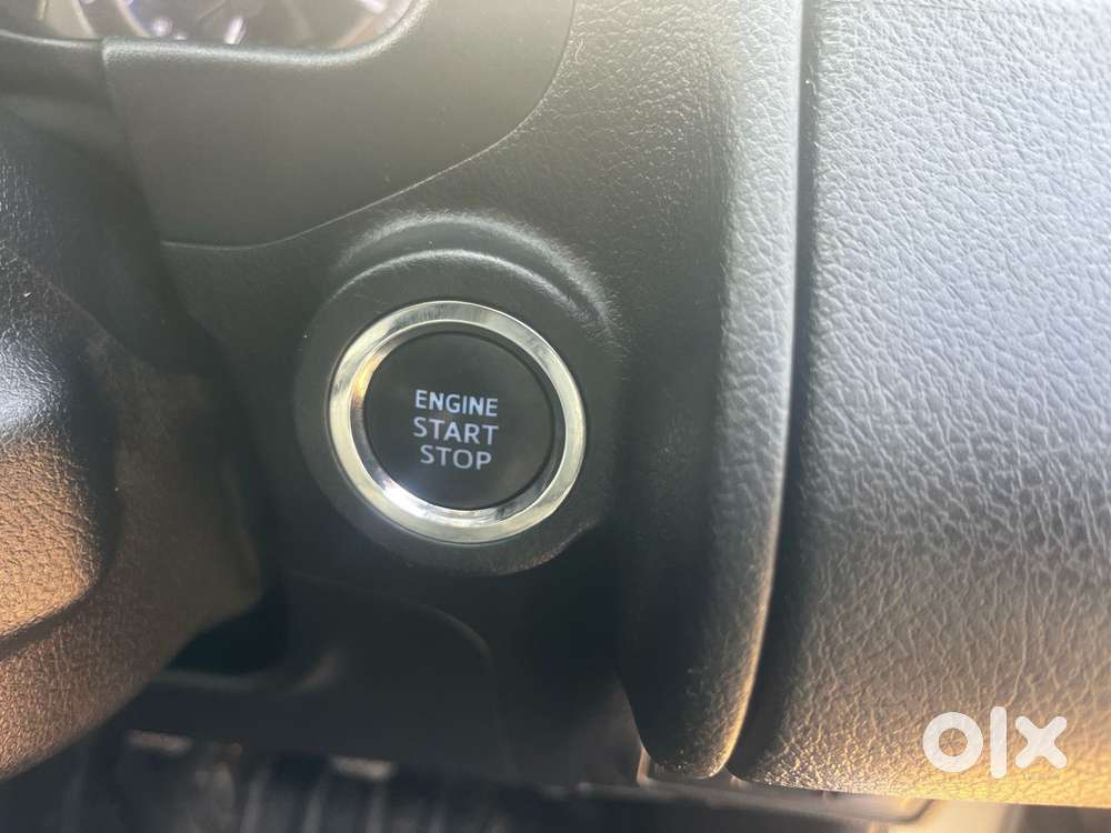 Toyota Innova Crysta [2020-ongoing] 2.4 Zx 7 Str, 2024, Diesel