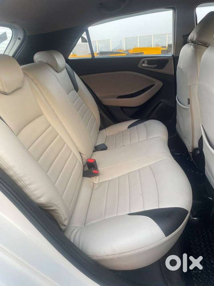 Hyundai I20 Asta Option 1.2, 2016, Cng & Hybrids