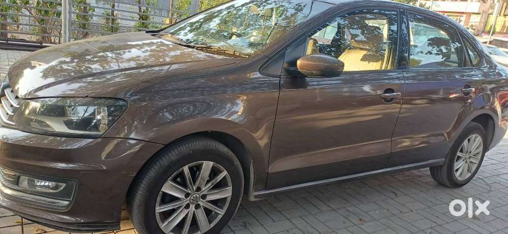 Volkswagen Vento 1.2 Tsi Highline Plus At, 2015, Petrol