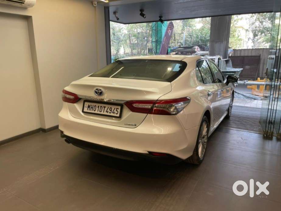 Toyota Camry Hybrid, 2021, Petrol