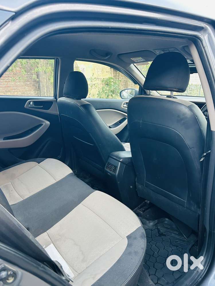 Hyundai I20 Sportz Plus, 2016, Petrol