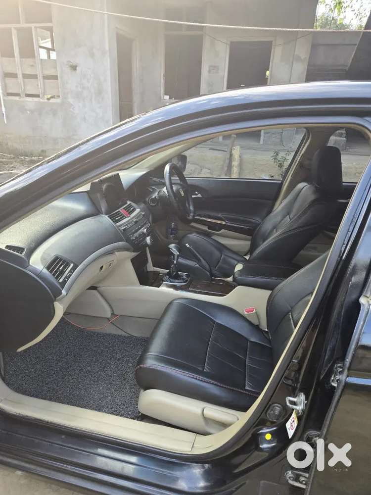 Honda Accord 2010 Petrol