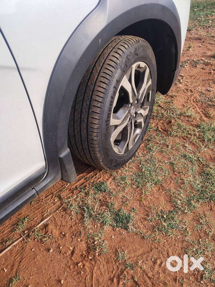 Topend Wr-v 2022 Petrol Good Condition Sunroof Honda Model2022 White