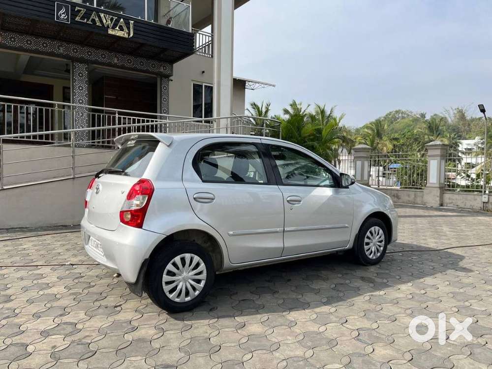 Toyota Etios Liva 2014-2016 V, 2016, Petrol