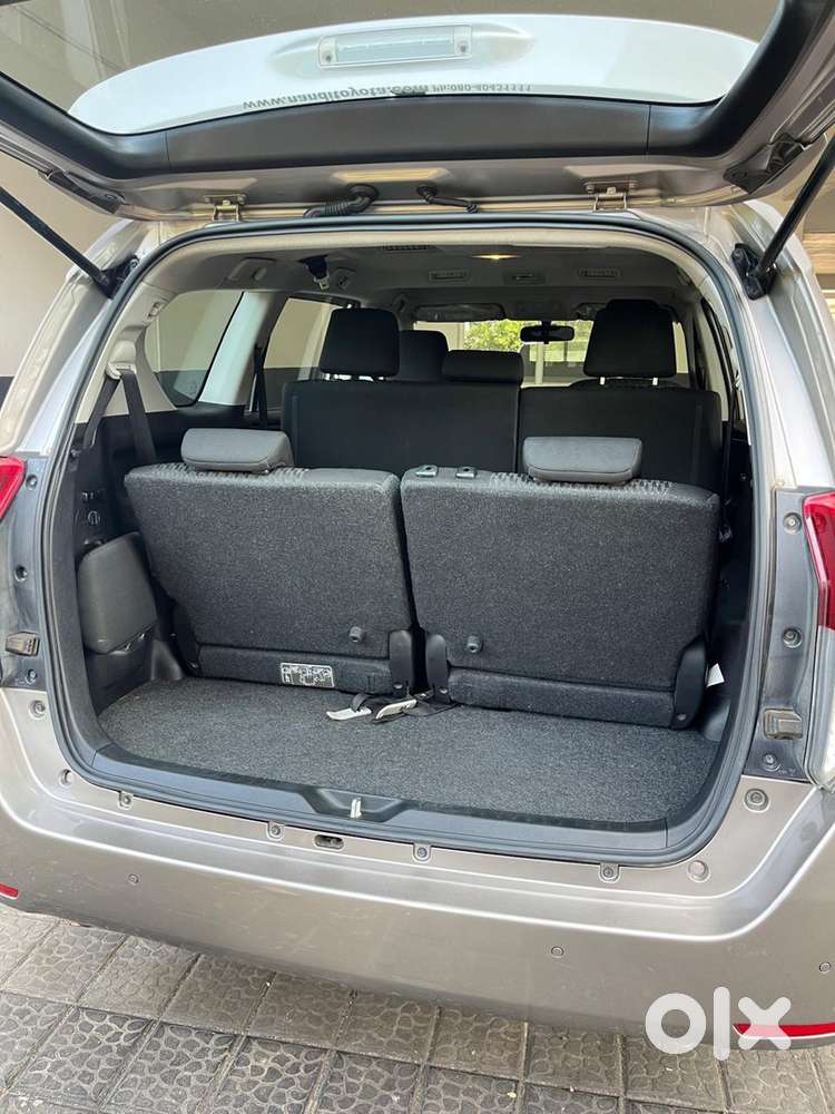 Toyota Innova Crysta 2022 Diesel 42000 Km Driven