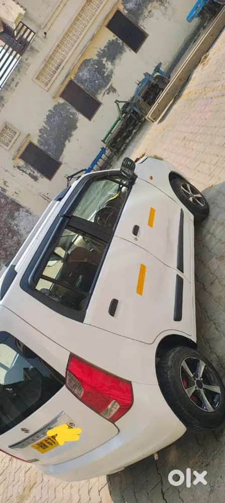 Hr 67 Number Model 2018cng+ Petrol(company Fited Cng)1st Ownr Alloy