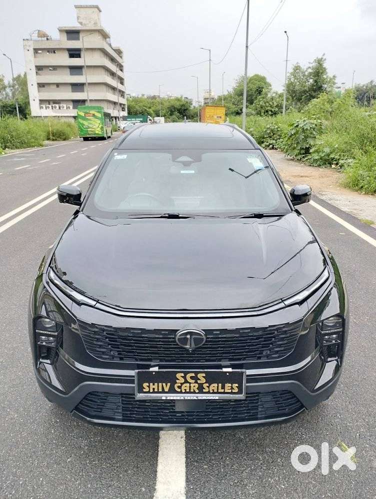 Tata Safari Adventure X Plus 7 Str Dark Edition At, 2025, Diesel