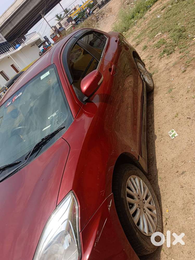 It's A Top End Modela With Push Button Start, Alloy Wheel..