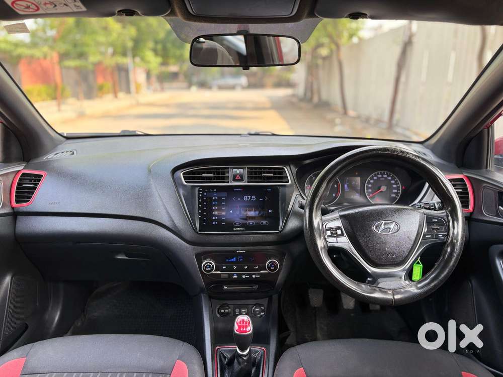Hyundai I20 Asta 1.2 Mt Dual Tone, 2018