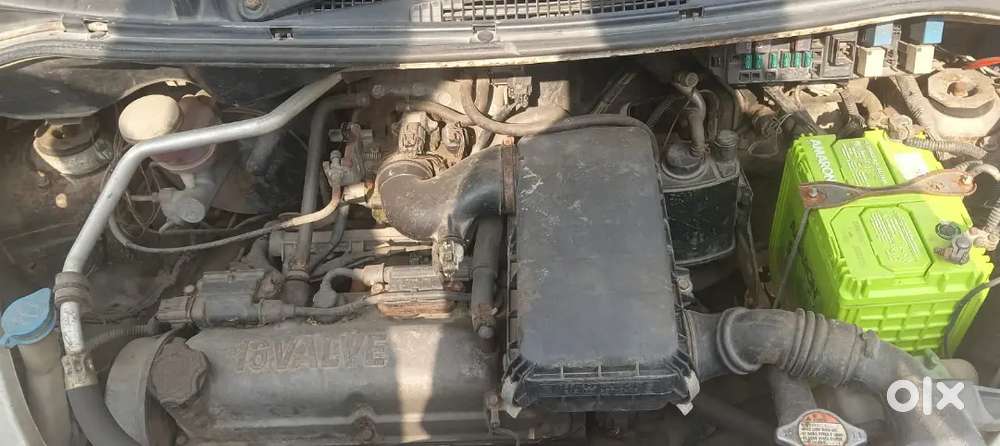 Engine Condition Badhiya Hain .. Battery New Hain Warranty Me ..acsahi
