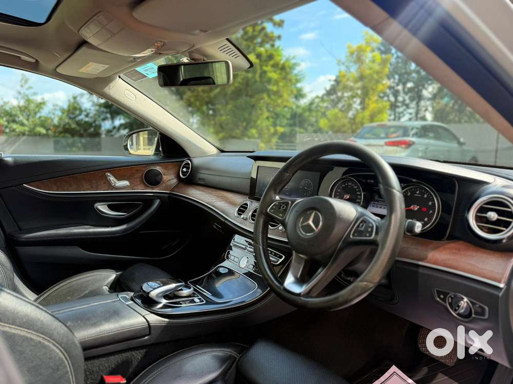 Mercedes-benz E-class E200 Lwb, 2017, Petrol