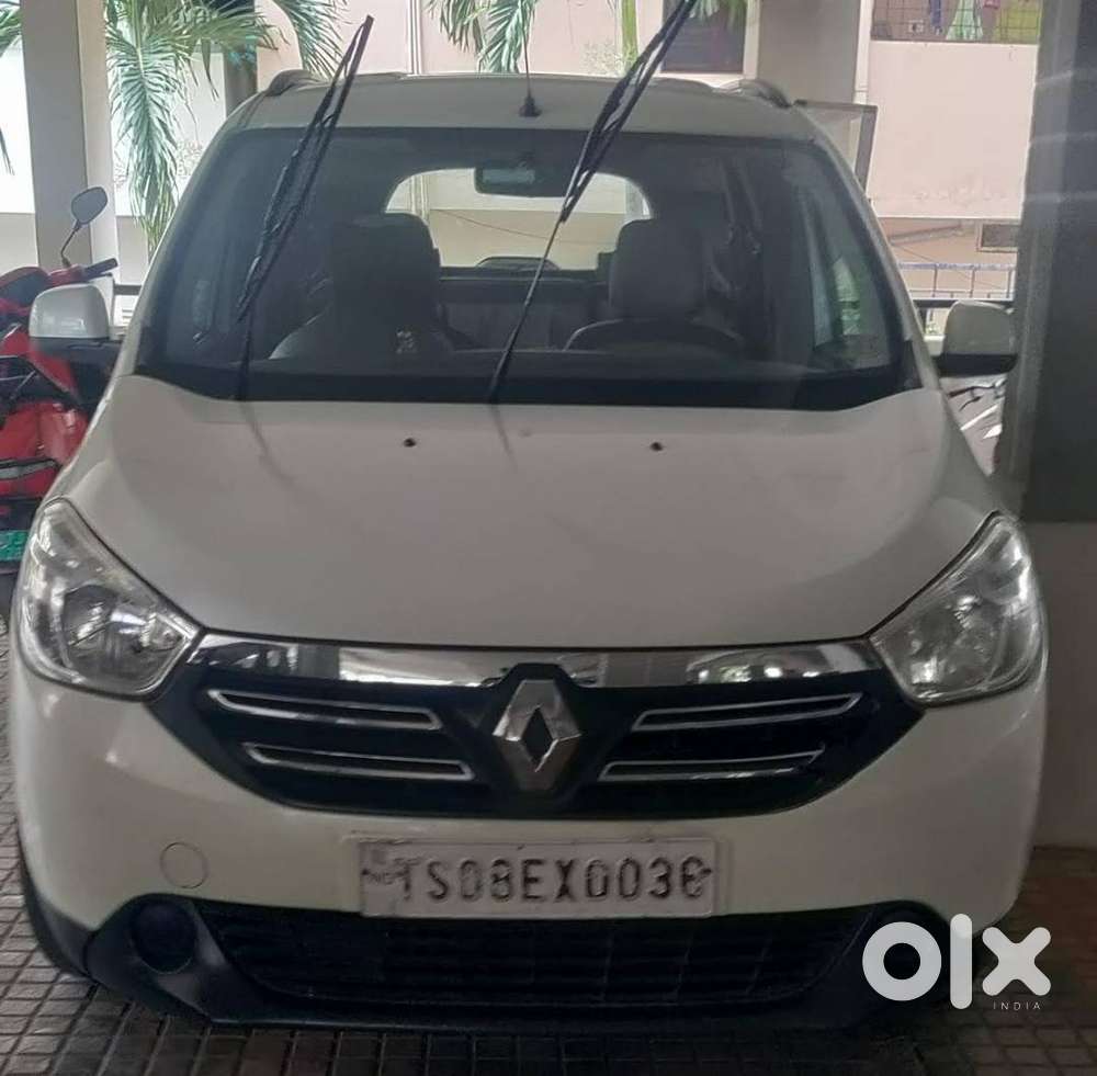 Renault Lodgy 2015 Diesel  Well Maintained  Fancy Number  Excellent
