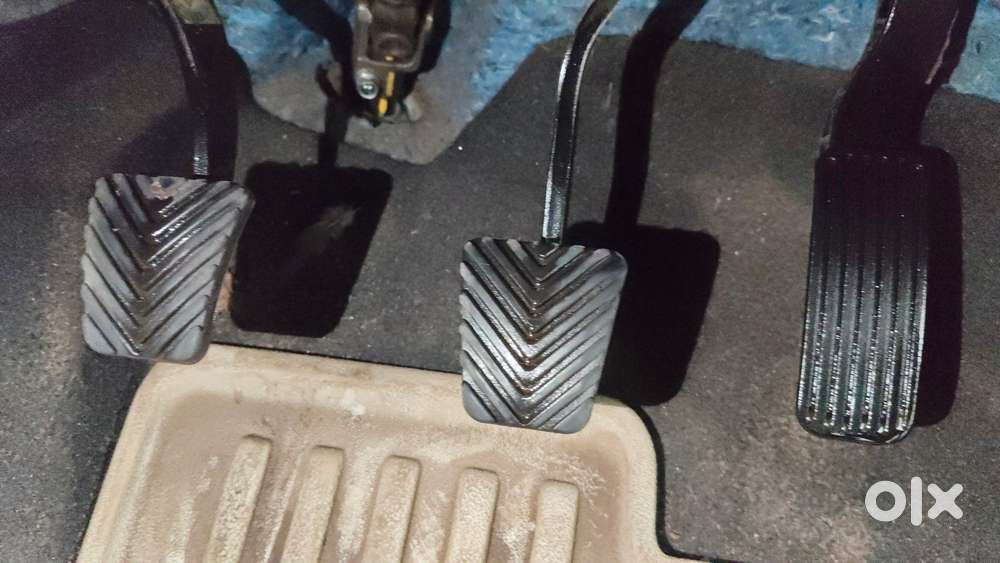 Hyundai Verna 1.5 Mpi Mt Sx (o), 2023, Petrol