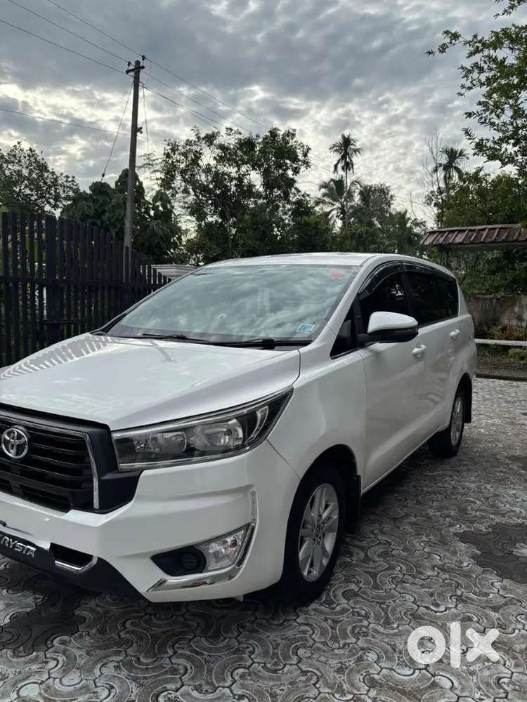 Toyota Innova Crysta-gx Mt-2019