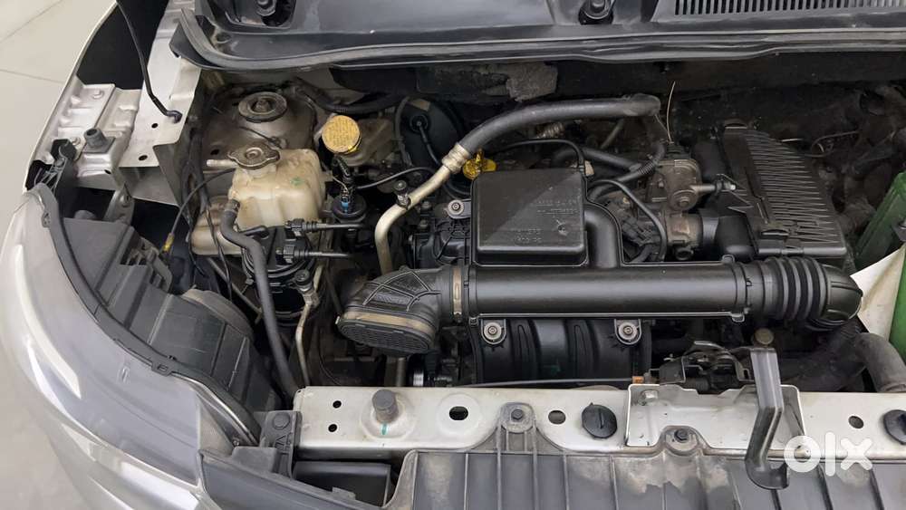 Renault Triber Rxz Easy-r Amt Dual Tone, 2022, Petrol