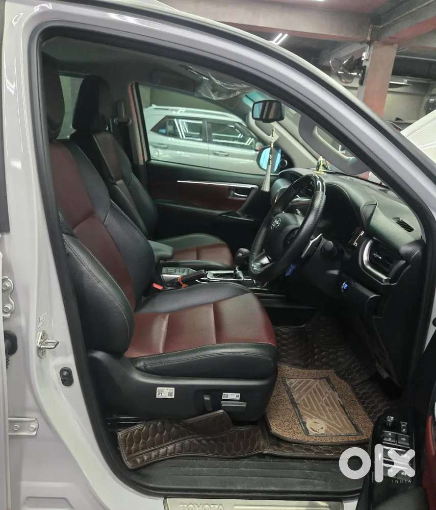 Toyota Fortuner Legender 4x4 2025