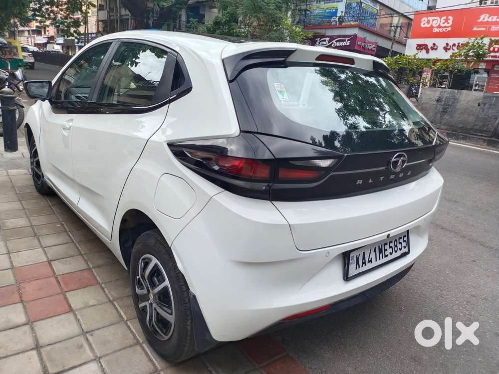 Tata Altroz Xe Petrol, 2023, Petrol