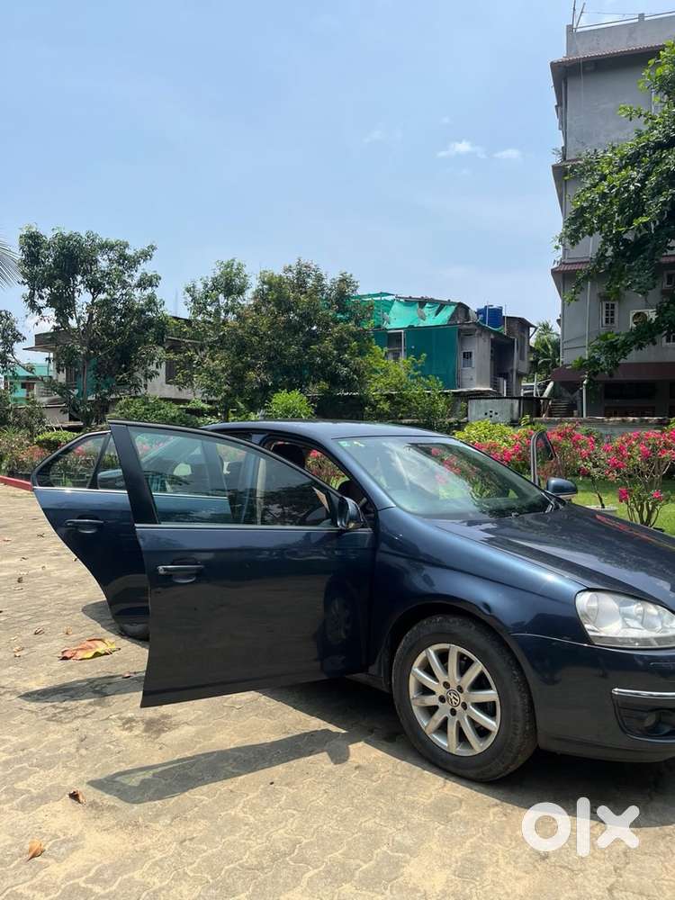 Volkswagen Jetta Petrol 2010