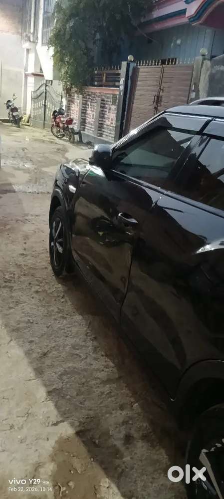 Mahindra Xuv300 2021 Diesel Well Maintained