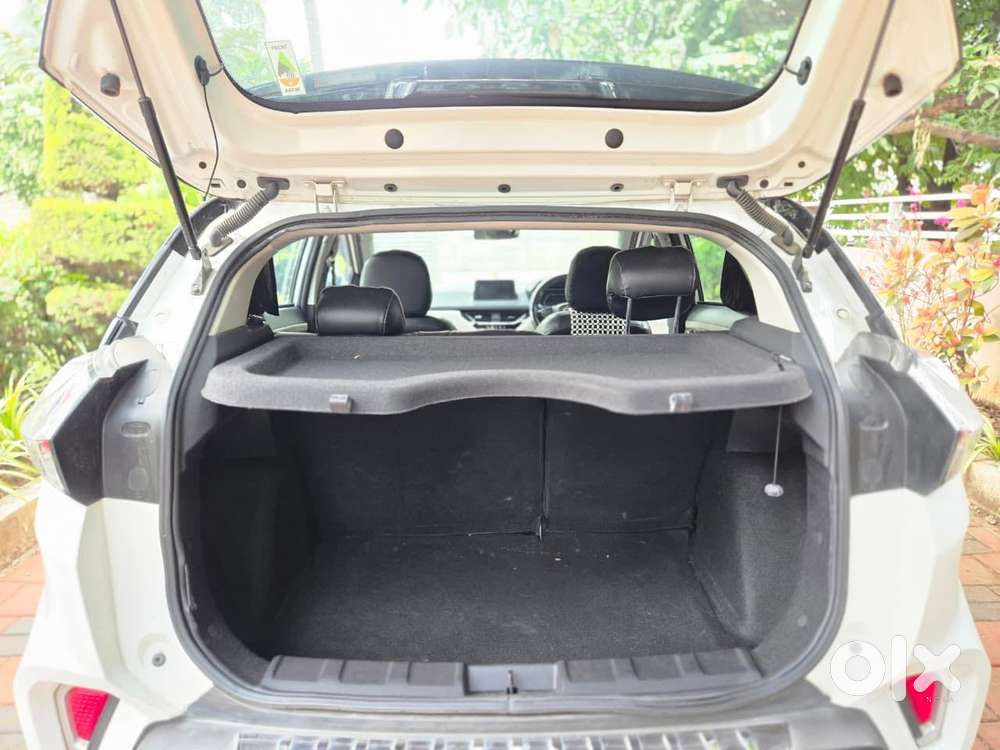 Tata Nexon 1.2 Revotron Xza Plus (o) Amt, 2022, Diesel