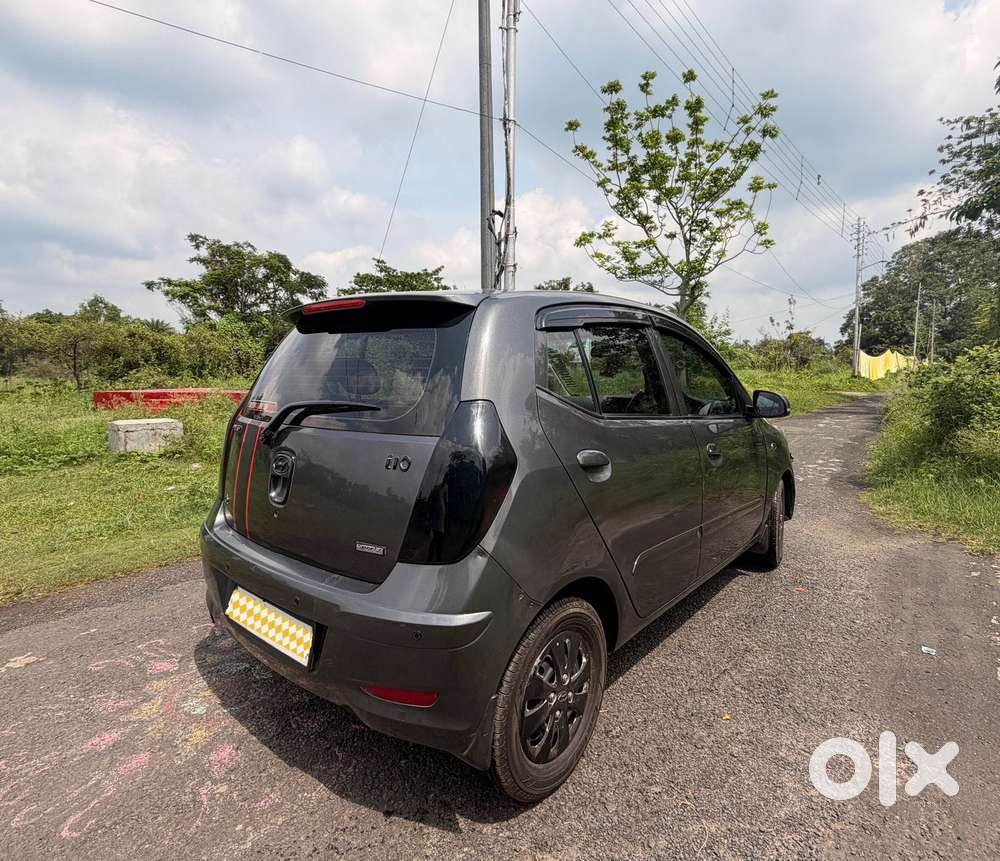 Hyundai I10 Sportz, 2012, Petrol