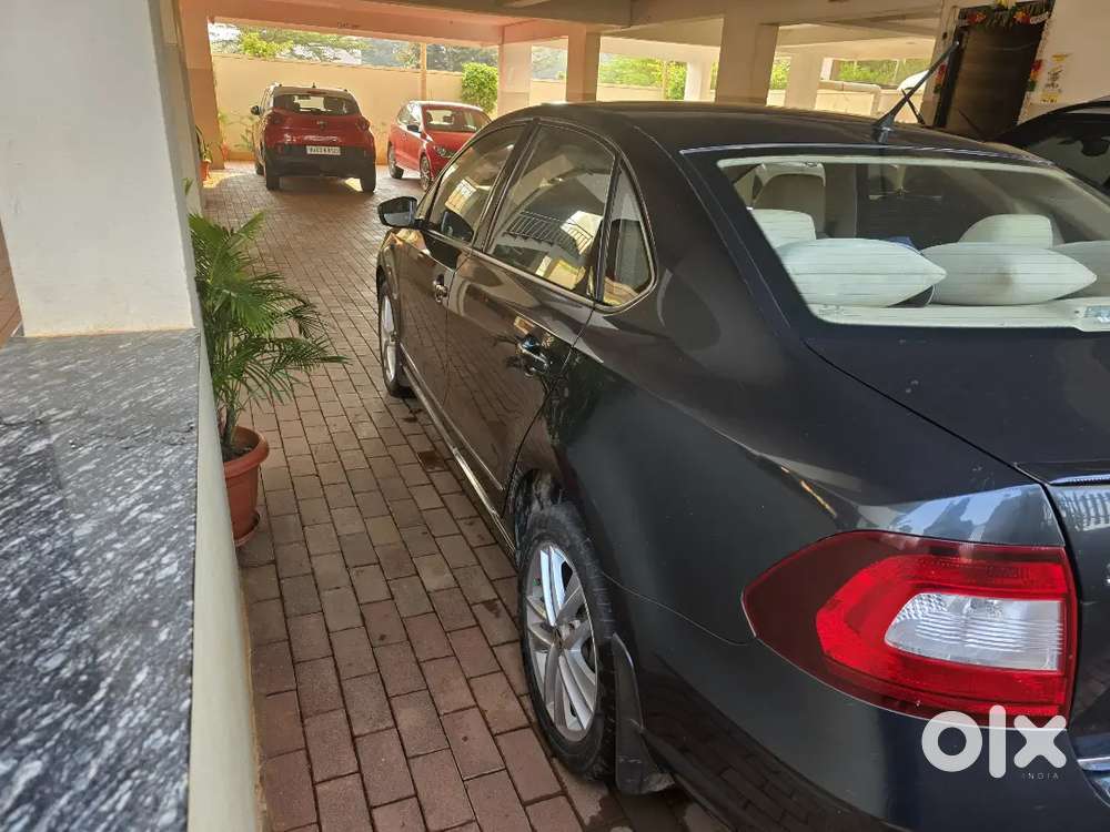 Skoda Rapid Top End Petrol