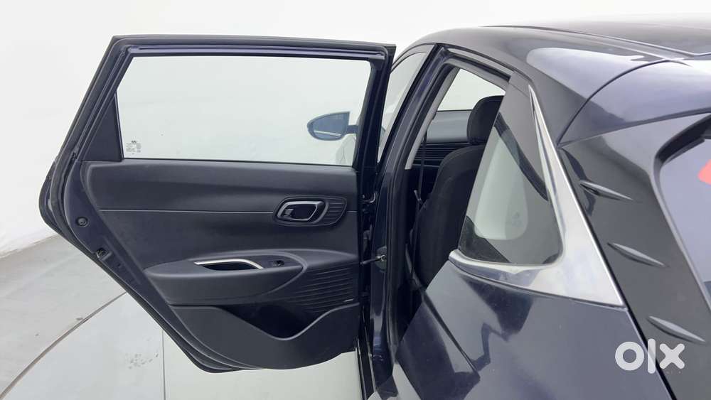 Hyundai New I20 1.2 Asta (o) Mt, 2022, Petrol