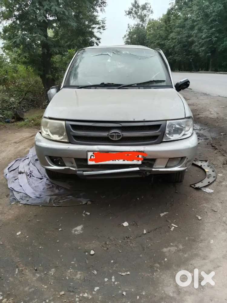 Tata Safari Dicor 2011