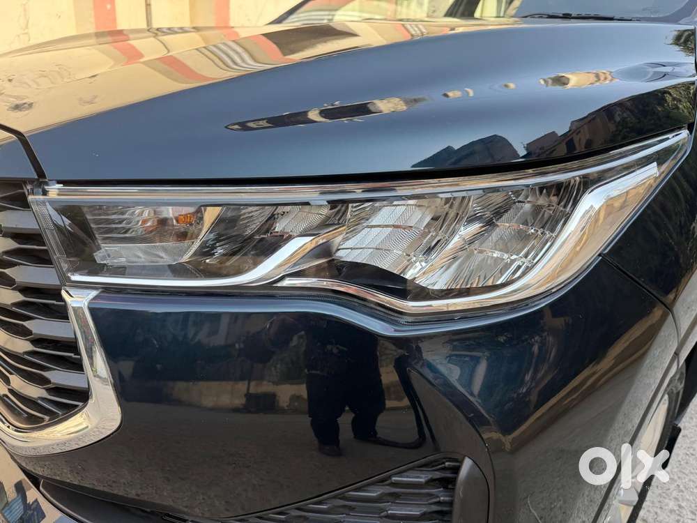 Toyota Innova Hycross 2.0 Vx Hybrid 7 Str, 2025, Petrol