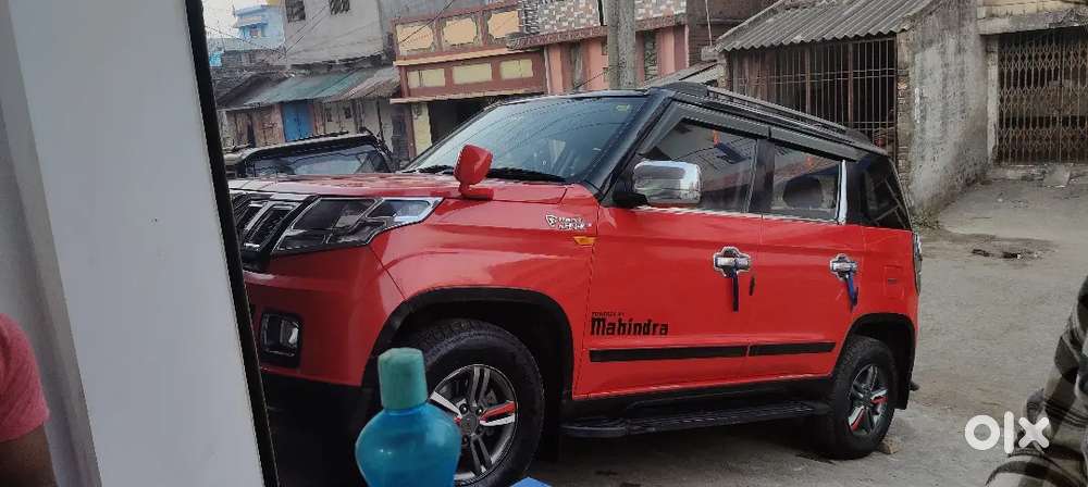 Mahindra Tuv 300 2020 Dual Tone