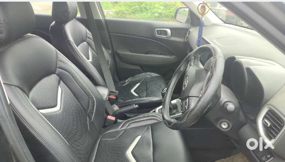 Hyundai Venue Sx (o) Mt 1.5 Diesel, 2021, Diesel