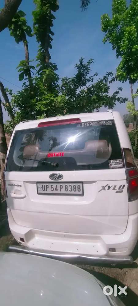 Mahindra Xylo 2014