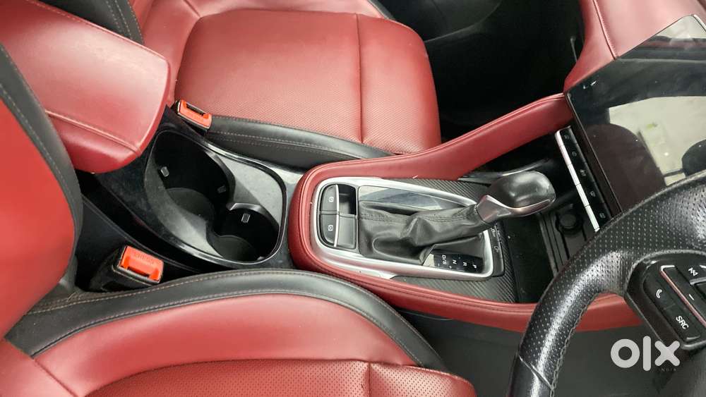 Mg Astor 1.5 Savvy Cvt S Red, 2021, Petrol