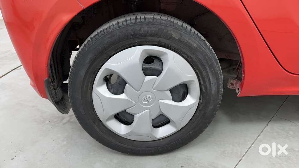 Tata Tiago 1.2 Revotron Xt Option, 2020, Petrol