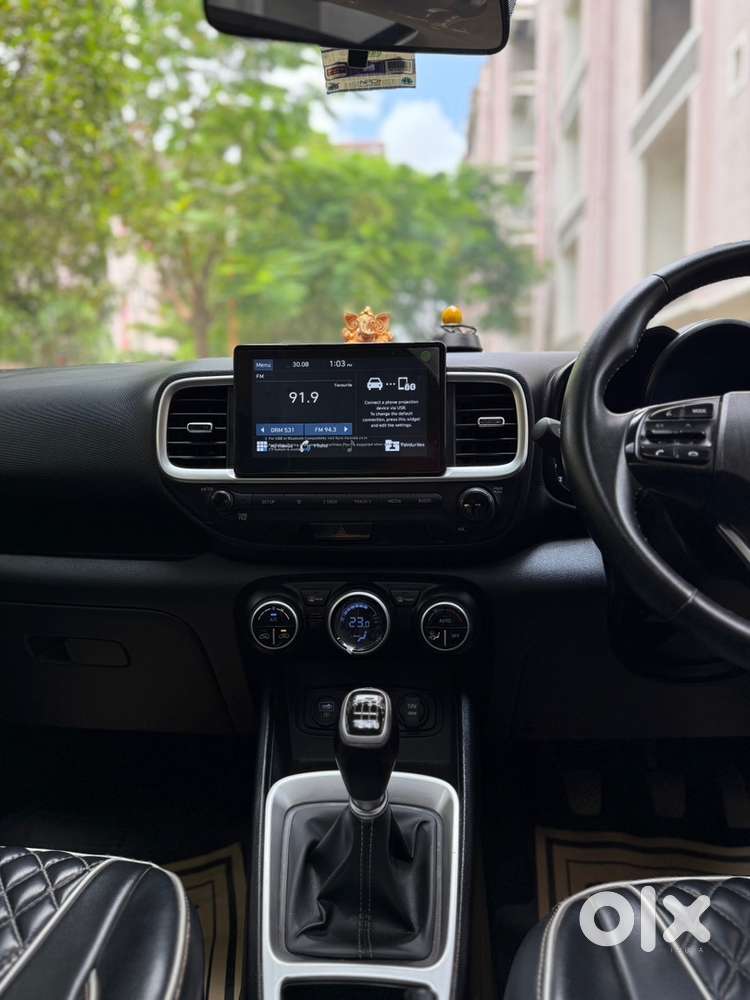 Hyundai Venue Sx Diesel 59,300 Km Driven