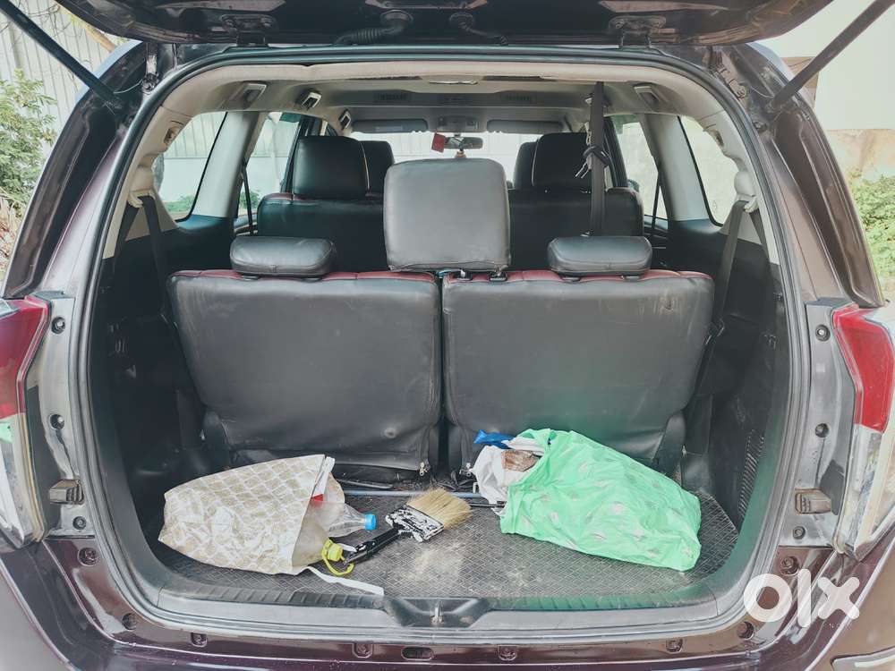 Toyota Innova Crysta 2.4 G Mt 7 Str, 2016, Diesel