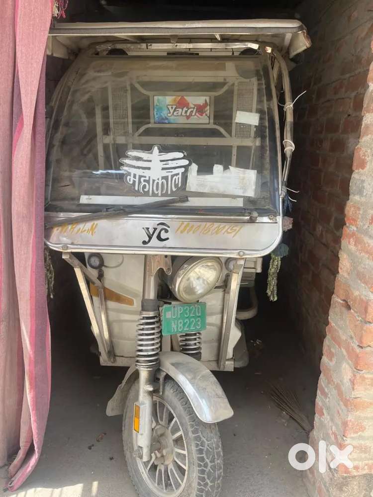 Yatri Super Single battery E-Rickshaws very excellent condition ...
